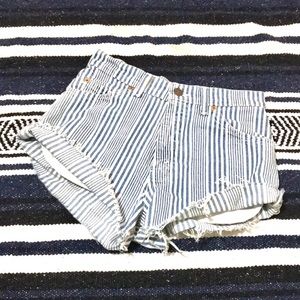 950 Levi’s Denim Cut Off Shorts